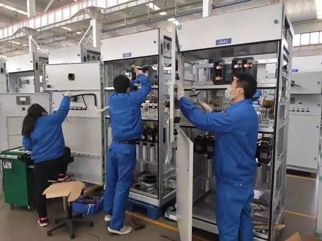 悟空体育体育
致敬“小汤山”医院援建背后的“逆行者”
