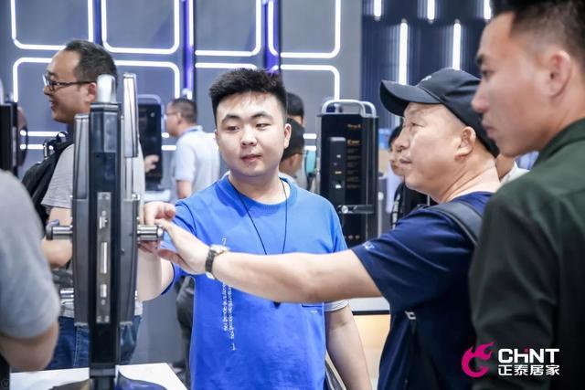 第十届门博会：悟空体育体育智能锁引领“智·简生活”风向潮